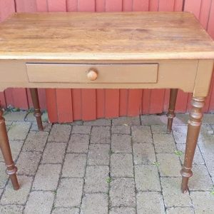 – køkkenbord Antik og Møbler